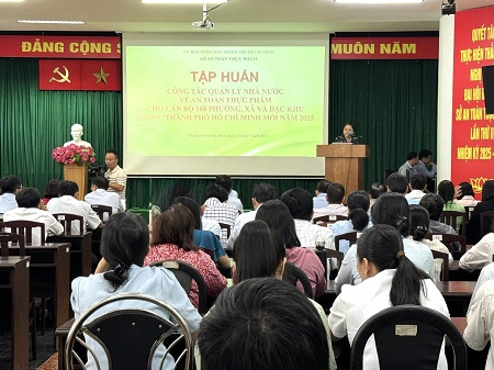 Thành phố Hồ Chí Minh: Tập huấn trực tuyến nâng cao năng lực quản lý an toàn thực phẩm cho cán bộ cấp cơ sở